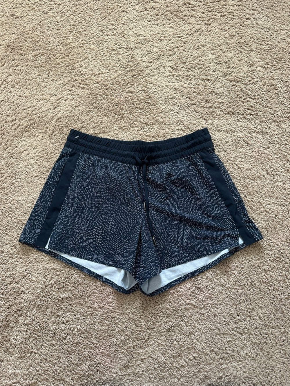 Athleta Baja Navy Blue Printed Shorts Drawstring Waist Pockets Size 6